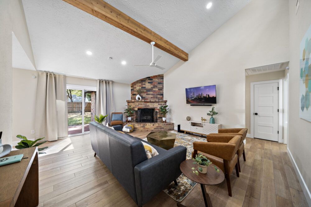 Perfectly designed to accommodate all your family and friends comfortably.