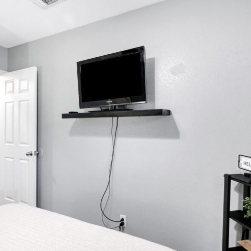 Smart TV included.