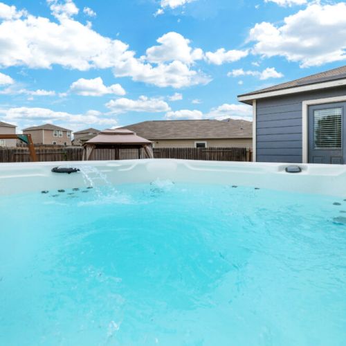 This luxurious hot tub is just one reservation away!