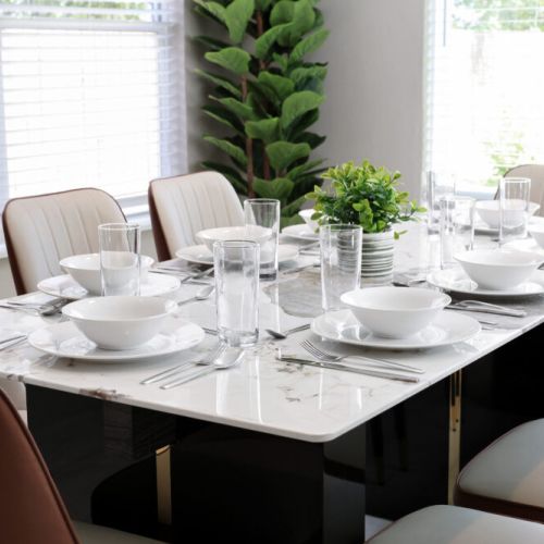 Good quality tableware.