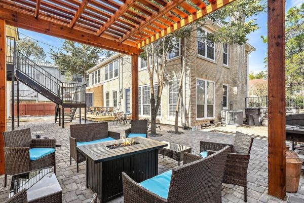Midtown, Med Center, DT Home | Games | Patio BBQ