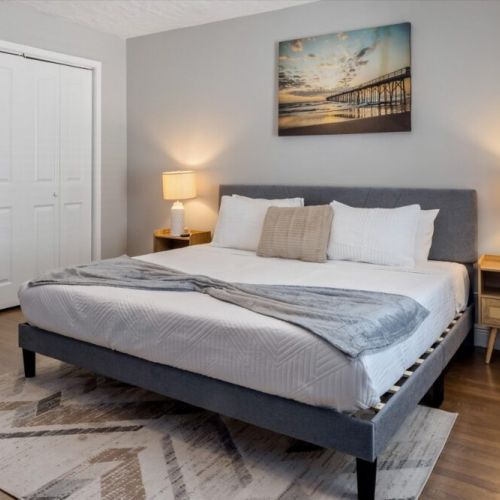 Lovely decorated so you feel right at home.