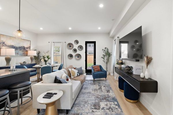 Med Center Getaway Nr Downtown | WiFi Games Desk