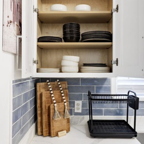 Kitchen is fully equipped so that you can feel like home for long stays.