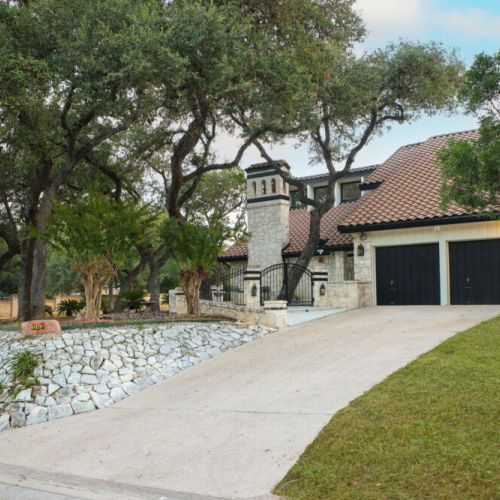 An exterior view of our lovely home. Can't wait to host you. (Garage is NOT available)