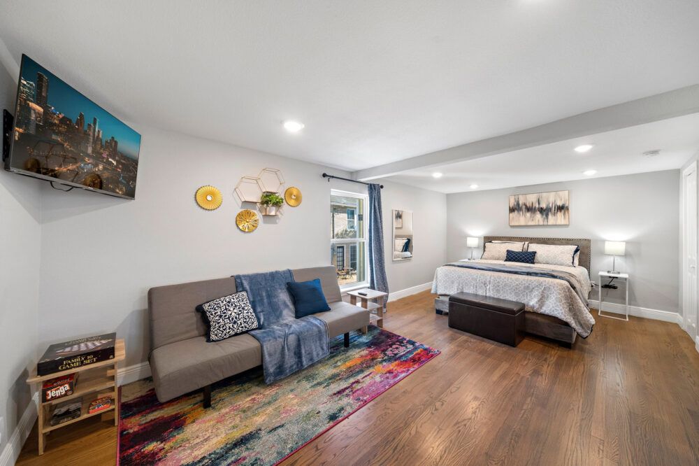 Perfectly designed to accommodate all your family and friends comfortably.