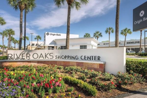 River Oaks Shopping Center