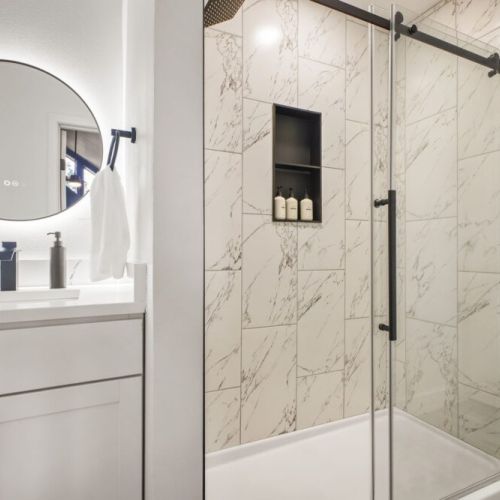 3rd full bathroom is fully stocked with all you need.