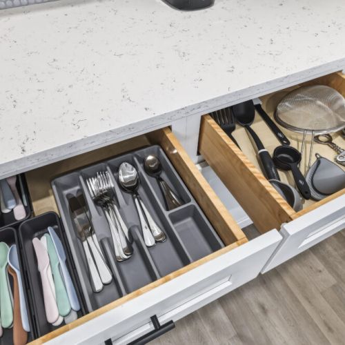 Kitchen is fully equipped so that you can feel like home for long stays.