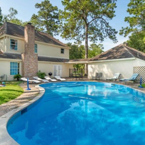 Enjoy our amazing private pool with your family and friends.