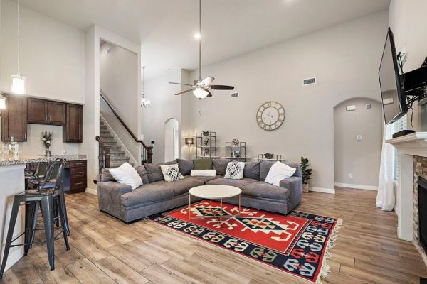 City Getaway | Yard BBQ | Games | WiFi | Pets Ok
