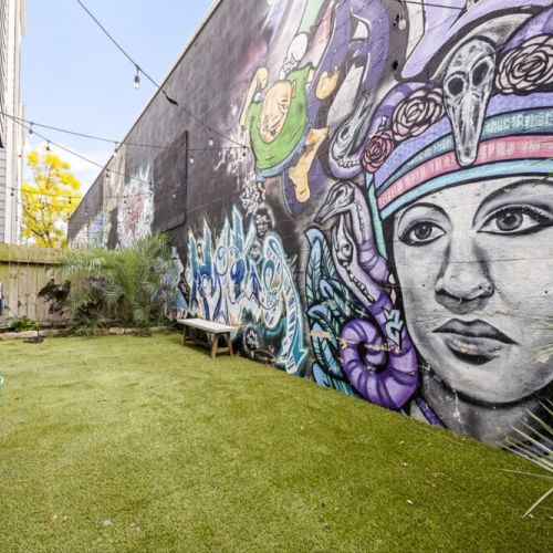 Perfect to enjoy yourself under the sun for a while.