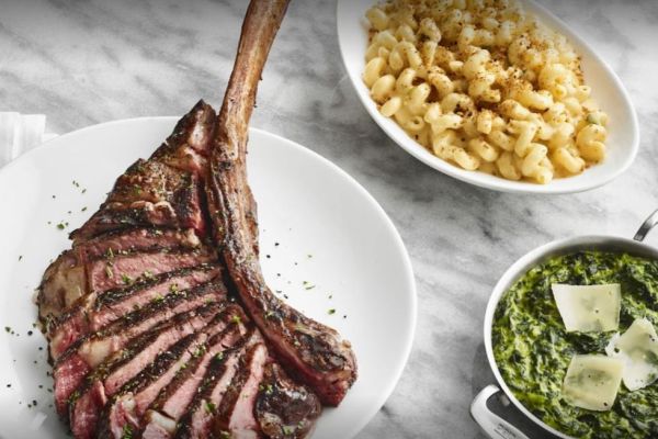 Fleming’s Prime Steakhouse & Wine Bar