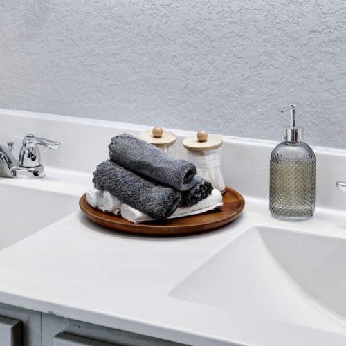 Towels included.