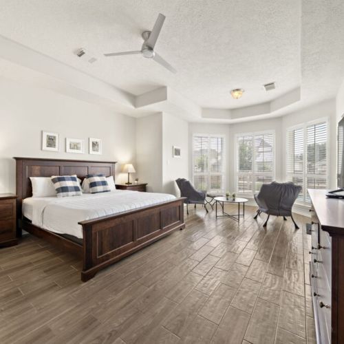Primary bedroom with a king-size bed!