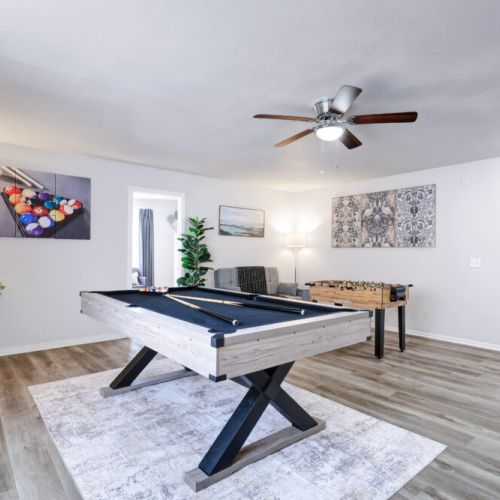 Enjoy endless fun in our game room with a pool table, a multi-game table and a smart TV for the perfect hangout!