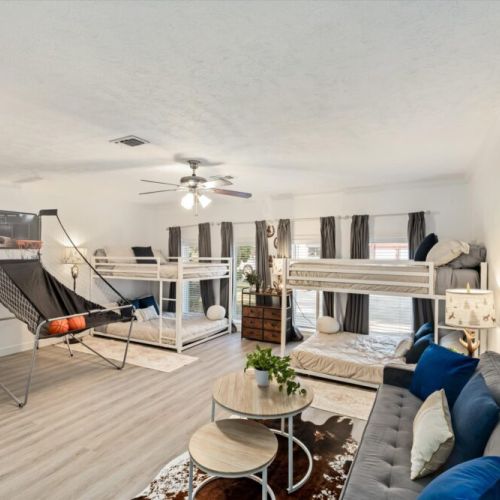 4th bedroom with 4 full size beds (2 bunk beds).