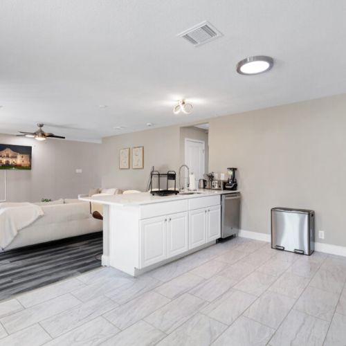 Plenty of space to prepare a delicious meal for your whole group.