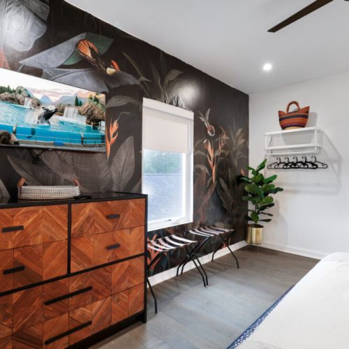 Awesome accent wall.
