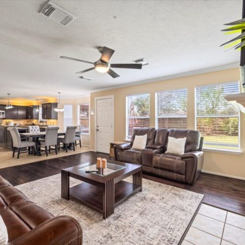 Direct access to backyard.