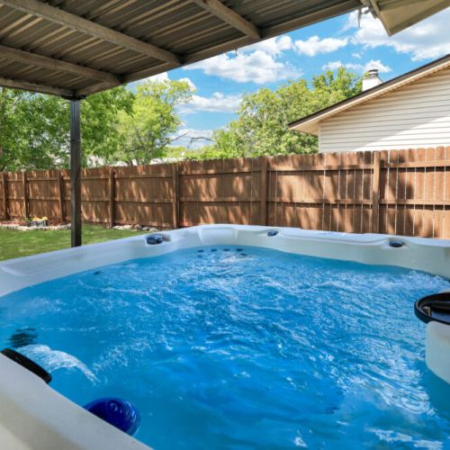 This luxurious hot tub is just one reservation away!