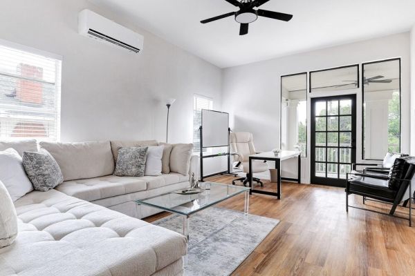 Modern Flat Nr DT River Walk Zoo | WiFi BBQ Desk