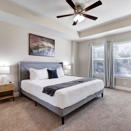 2nd bedroom with king size bed.