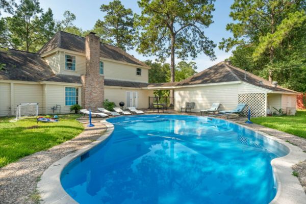 Pool Oasis | Games | WiFi | BBQ | Yard | Sleep 16