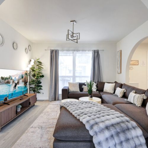 Perfectly designed to accommodate all your family and friends comfortably.